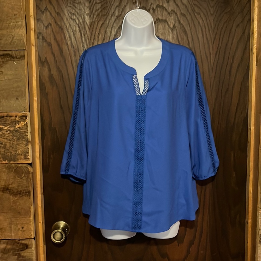 Blue 1/4 sleeve blouse